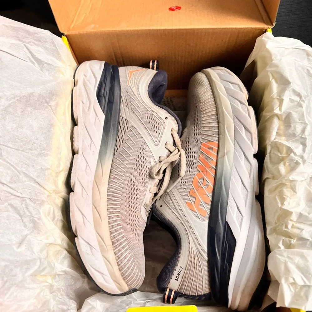 Hoka Bondi 7 Grey and Orange/blue Athletic Shoes - Picture 9 of 9